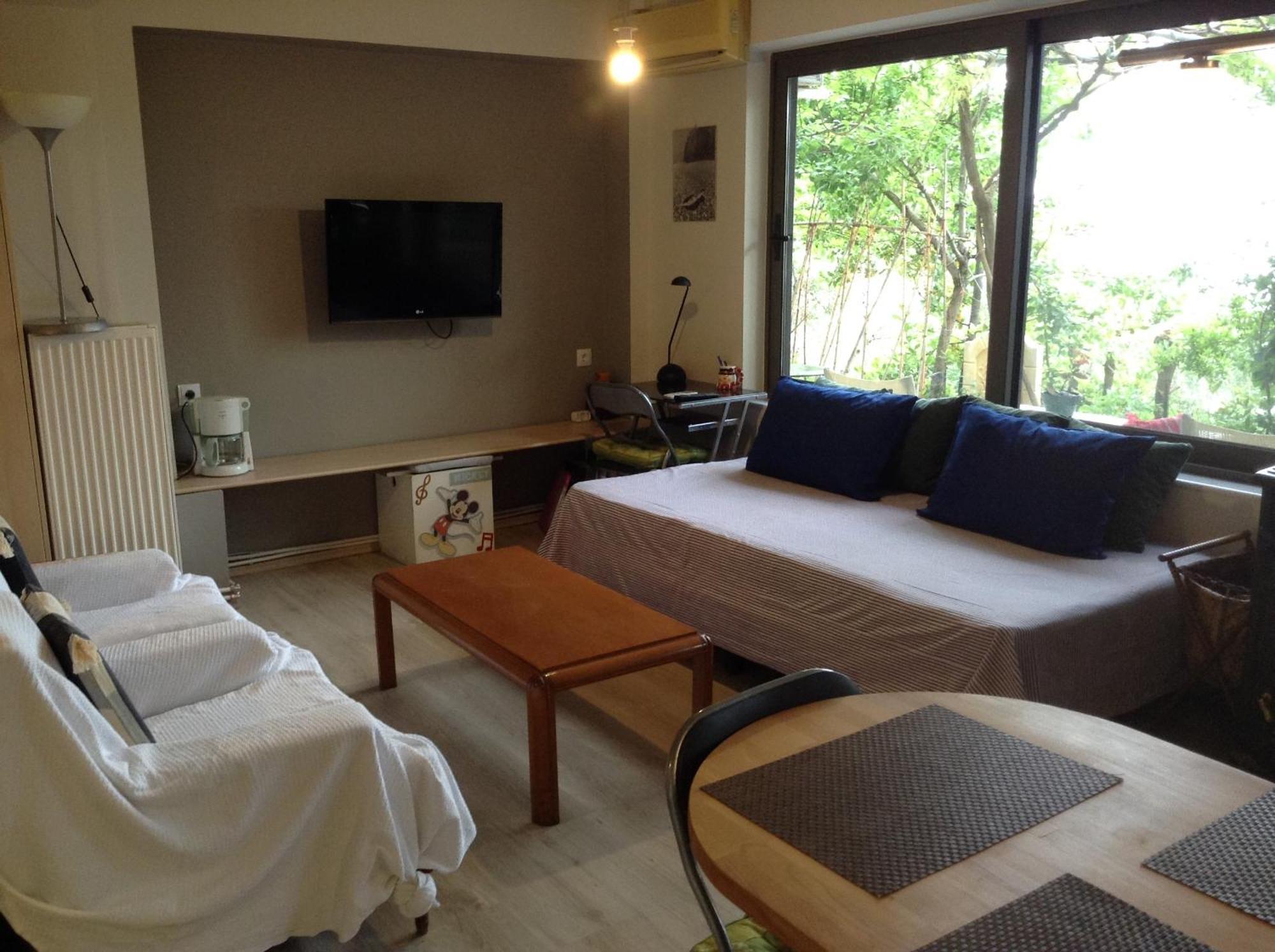 Unique View Apartment Каламата Экстерьер фото